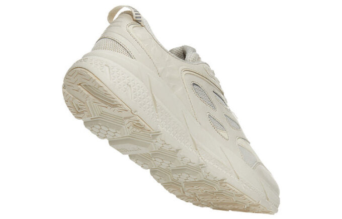 HOKA Clifton L ‘Tofu’