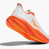 HOKA BİR BİR Mach 6