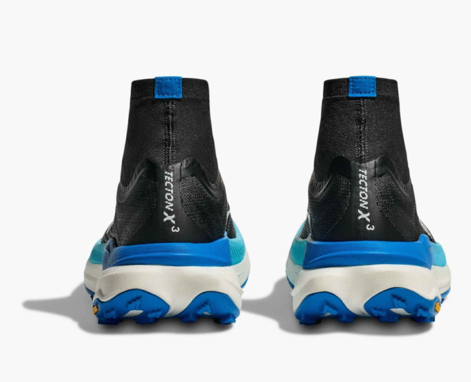 HOKA ONE ONE Stealth/Tech Bondi 8 Kafesli