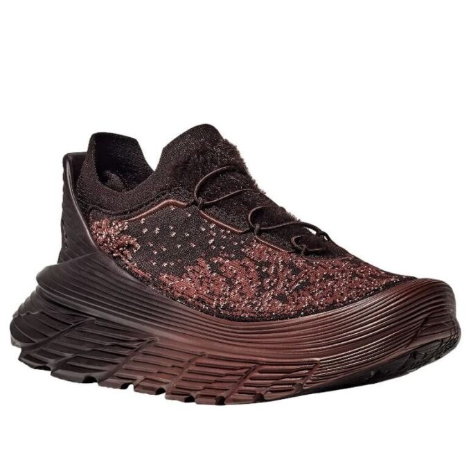 HOKA x Paria Farzaneh Chukka ‘Çikolata’yı Yenile