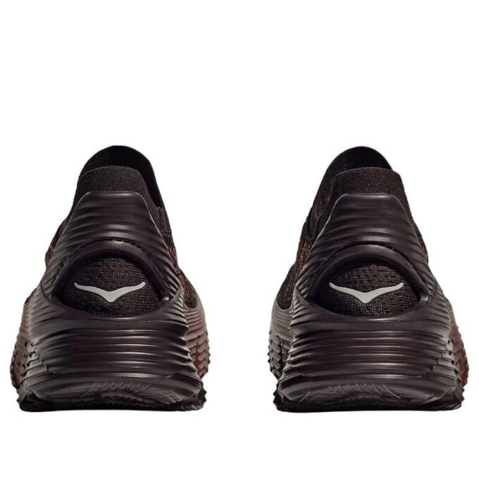 HOKA x Paria Farzaneh Chukka ‘Çikolata’yı Yenile