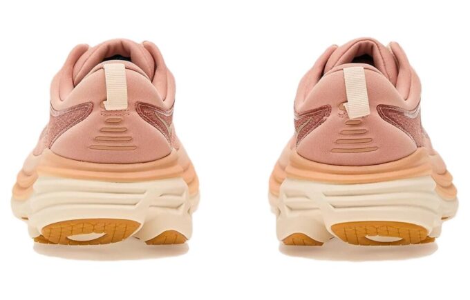 (WMNS) Bondi 8 ‘Kumtaşı Kremi’