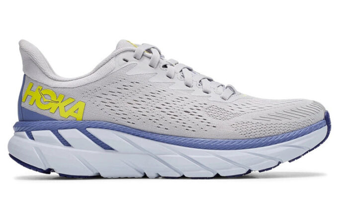 (WMNS) Clifton 7 ‘Ay Kayası Nimbus Bulutu’
